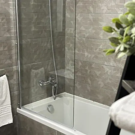 Uno Blue 布拉索夫